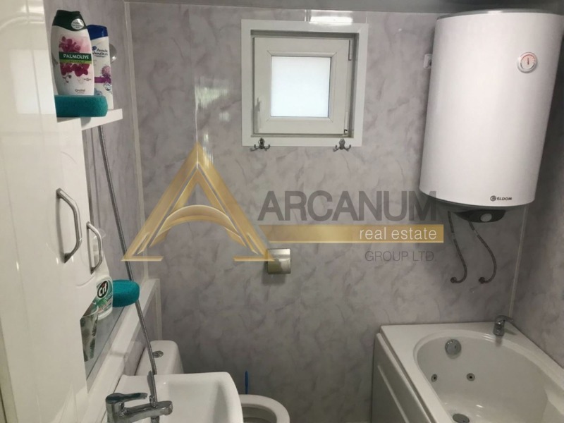 Дава под наем ЕТАЖ ОТ КЪЩА, гр. Варна, м-т Боровец - север, снимка 8 - Етаж от къща - 52487159