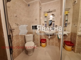 3 camere da letto Tsentar, Burgas 7