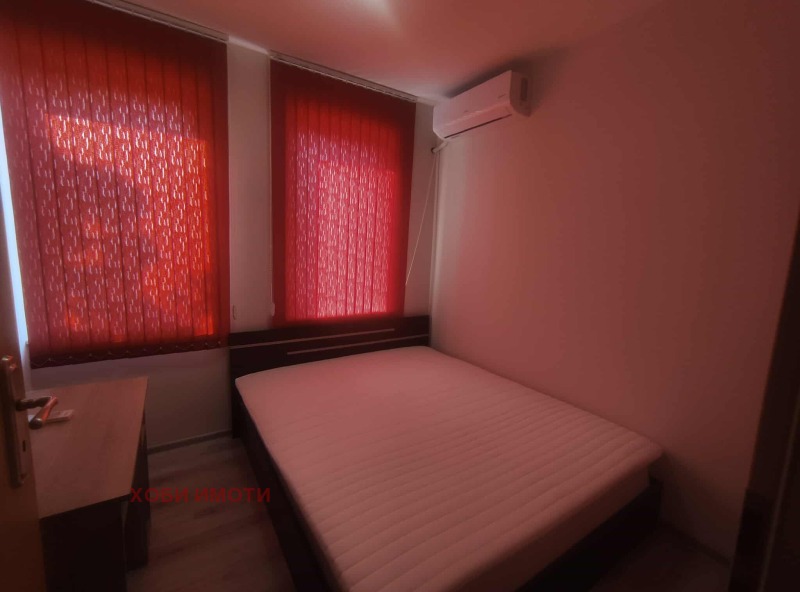 De inchiriat  2 dormitoare Plovdiv , Ciuciuc Parij , 120 mp | 80986172 - imagine [7]