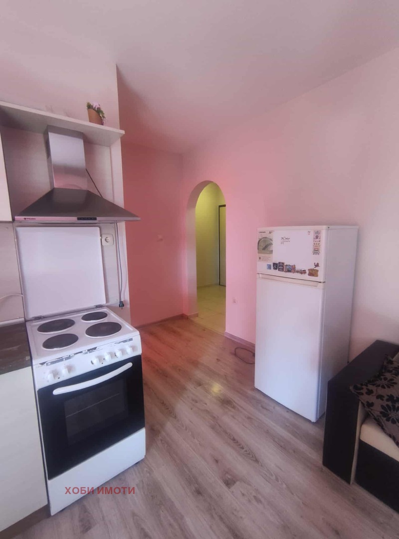 De inchiriat  2 dormitoare Plovdiv , Ciuciuc Parij , 120 mp | 80986172 - imagine [4]