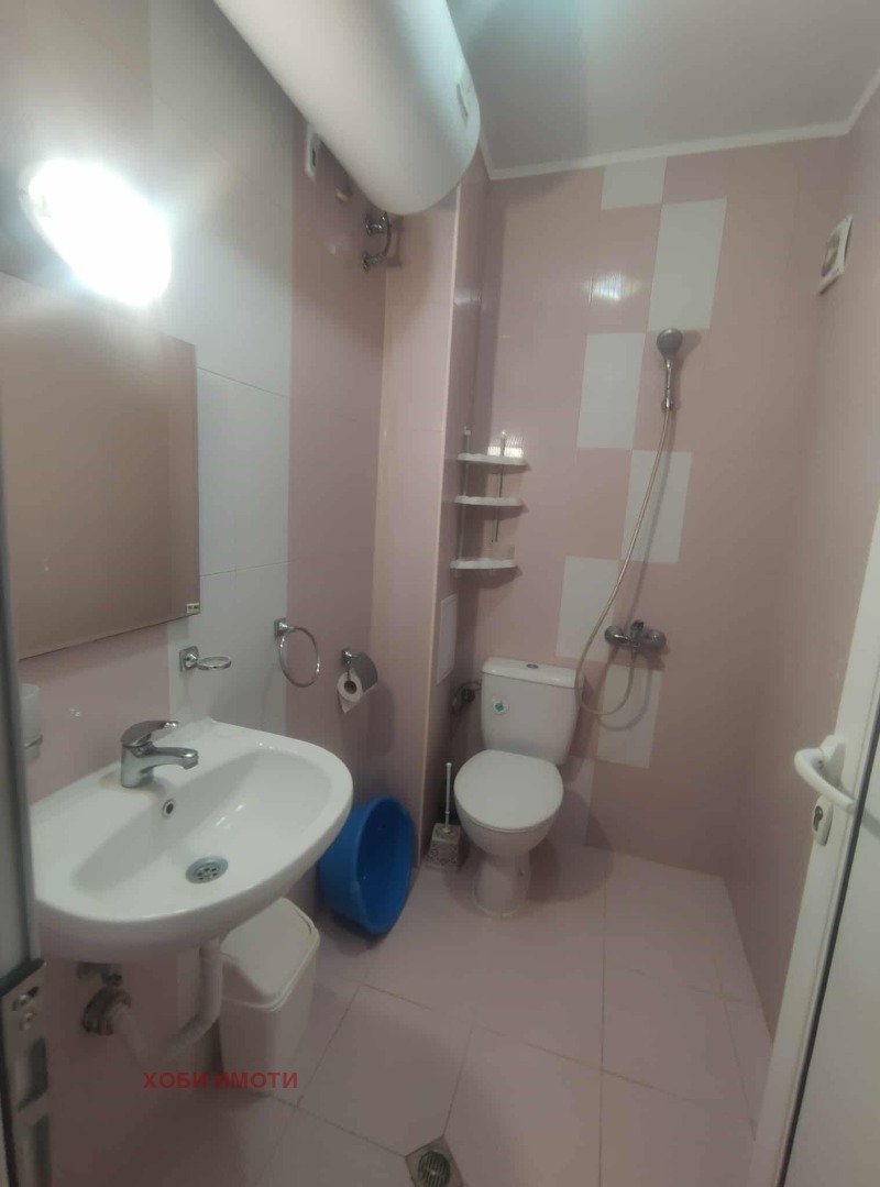 De inchiriat  2 dormitoare Plovdiv , Ciuciuc Parij , 120 mp | 80986172 - imagine [9]
