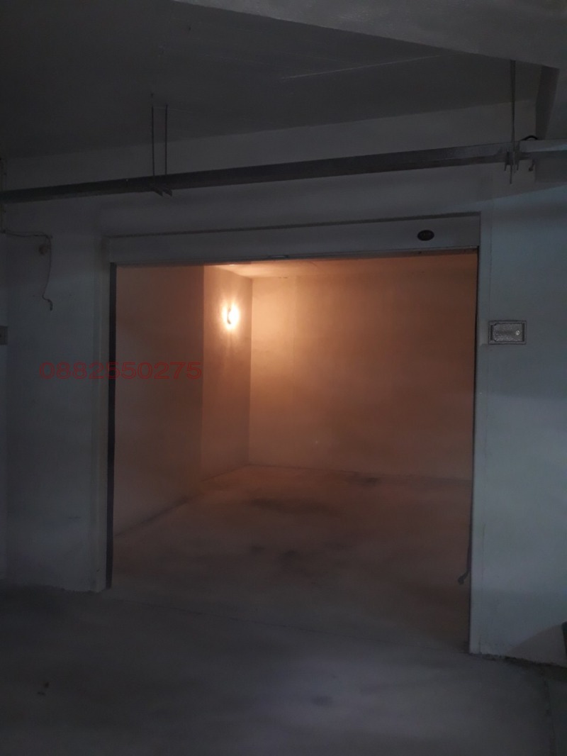 Дава под наем ГАРАЖ, ПАРКОМЯСТО, гр. София, Лозенец