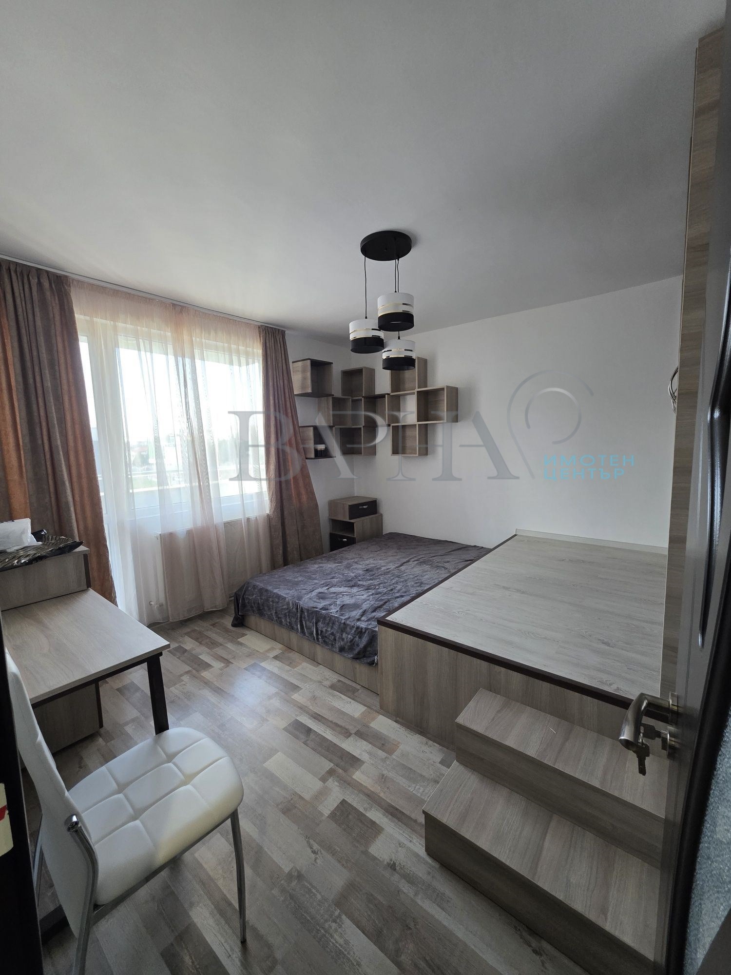 Дава под наем 3-СТАЕН, гр. Варна, Кайсиева градина, снимка 3 - Апартаменти - 53721428