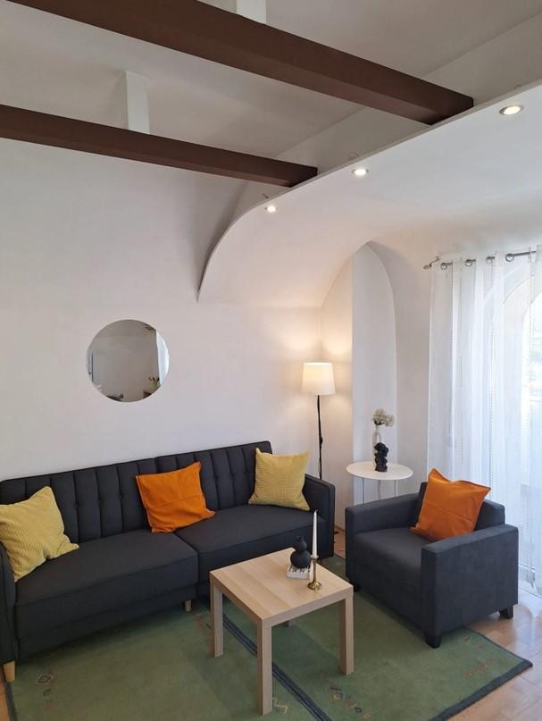 Дава под нем  2-стаен, град София, Белите брези •  649 EUR • ID 93888988 — holmes.bg - [1] 
