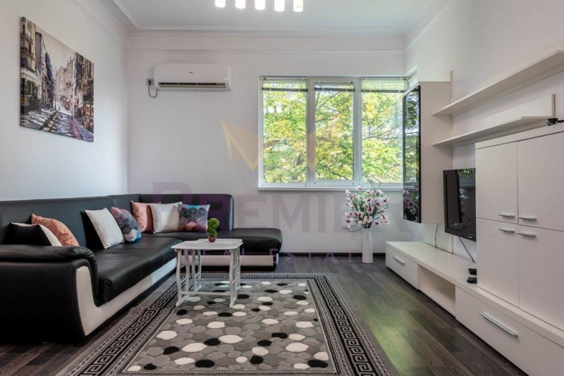 De inchiriat  2 dormitoare Varna , Țentâr , 110 mp | 41975283 - imagine [8]