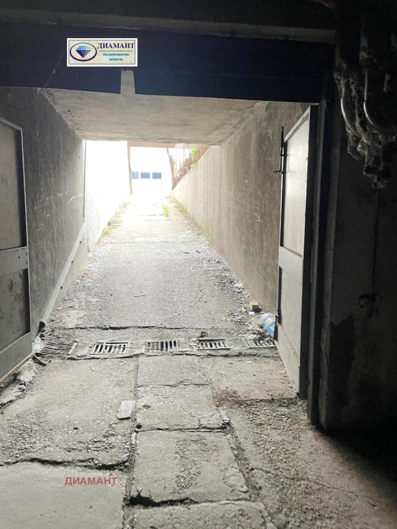 Дава под наем СКЛАД, гр. Русе, Здравец Изток, снимка 2 - Складове - 52213753