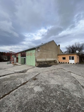 Industrial building Divdyadovo, Shumen 5