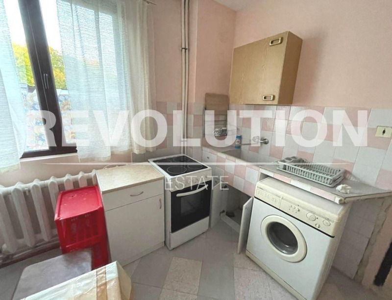 Do wynajęcia  Piętro domu Warna , Briz , 60 mkw | 49177297 - obraz [3]
