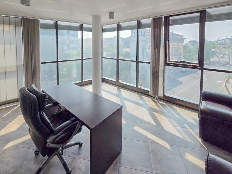 Vuokrattavana  Toimisto Burgas , Tsentar , 75 neliömetriä | 57693933 - kuva [2]