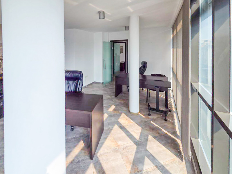 Vuokrattavana  Toimisto Burgas , Tsentar , 75 neliömetriä | 57693933 - kuva [5]