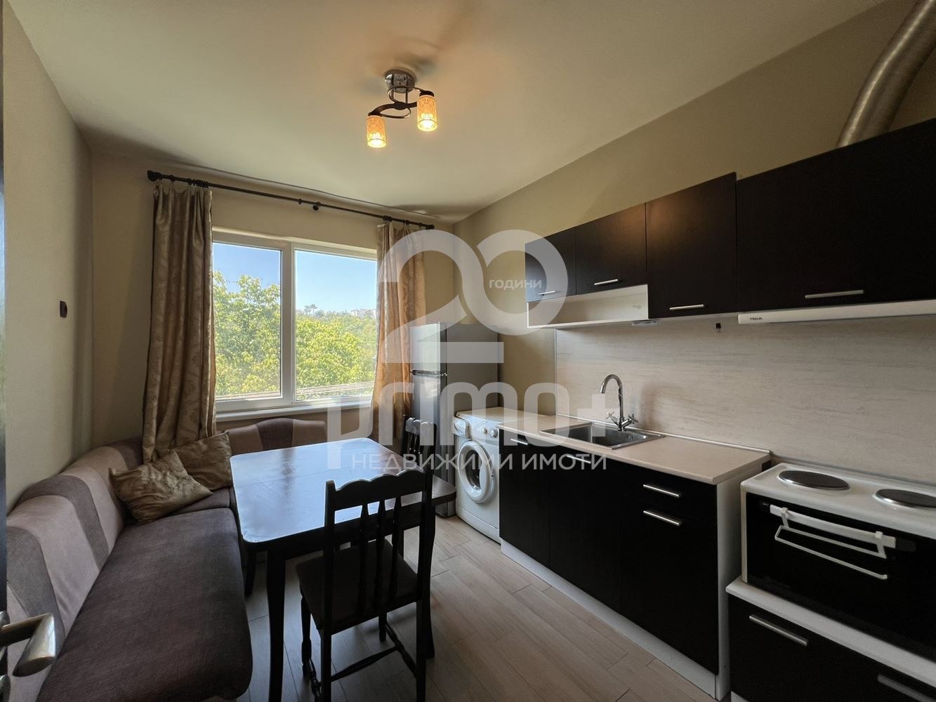 Дава под наем 2-СТАЕН, гр. Велико Търново, Център