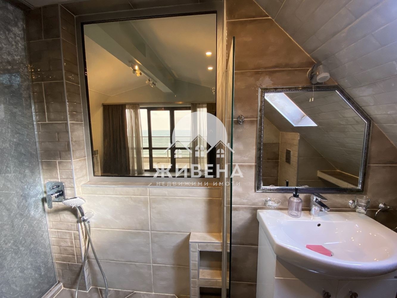 Дава под наем 4-СТАЕН, гр. Варна, к.к. Чайка, снимка 9 - Апартаменти - 49179272