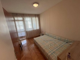 1 Schlafzimmer Zentar, Burgas 4