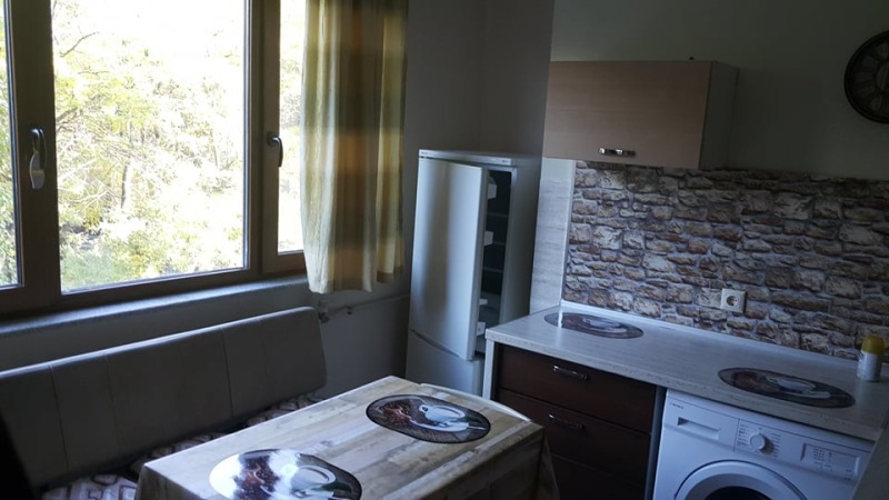 Da affittare  1 camera da letto Plovdiv , Karshiiaka , 80 mq | 55994054 - Immagine [8]