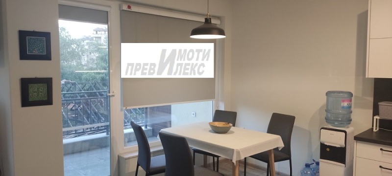 Da affittare  2 camere da letto Plovdiv , Vastanicheski , 118 mq | 55028869