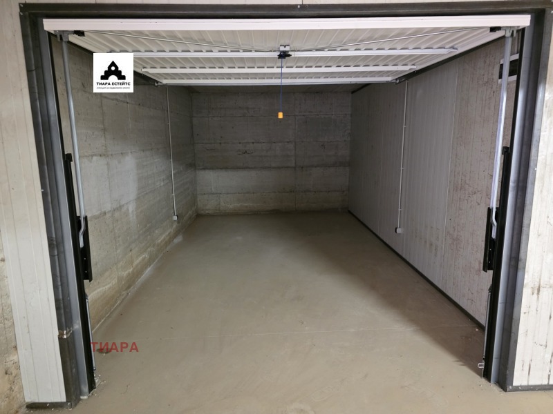 Дава под Наем ГАРАЖ в град София, Малинова долина - 20 кв.м / 150 € » 293.37 лв., ТИАРА
