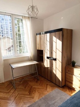 2 slaapkamers Bakston, Sofia 6