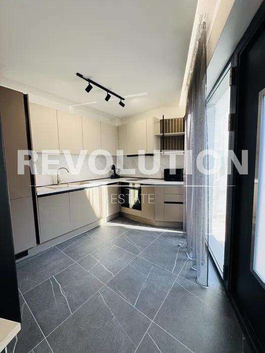 En renta  1 dormitorio Varna , Koljozen pazar , 60 metros cuadrados | 49428702