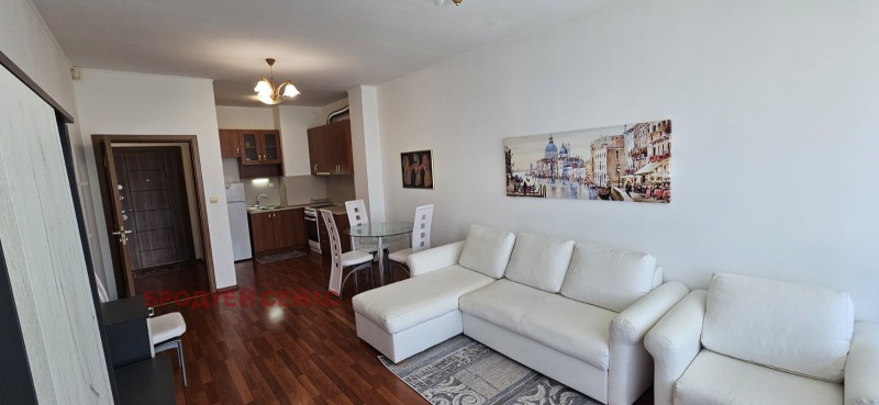 A louer  1 chambre Sofia , Mladost 1A , 70 m² | 24423813