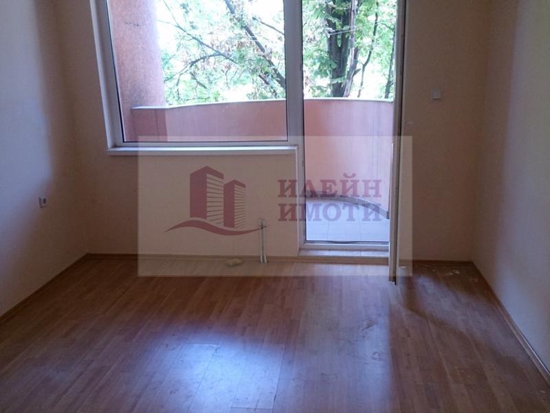 Дава под наем  2-стаен град Русе , Широк център , 55 кв.м | 31472424
