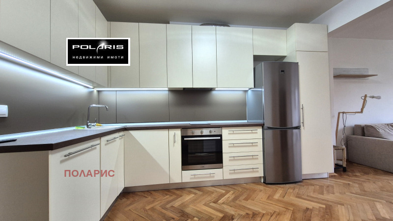 Kiadó  1 hálószoba Sofia , Centar , 60 négyzetméter | 95561646