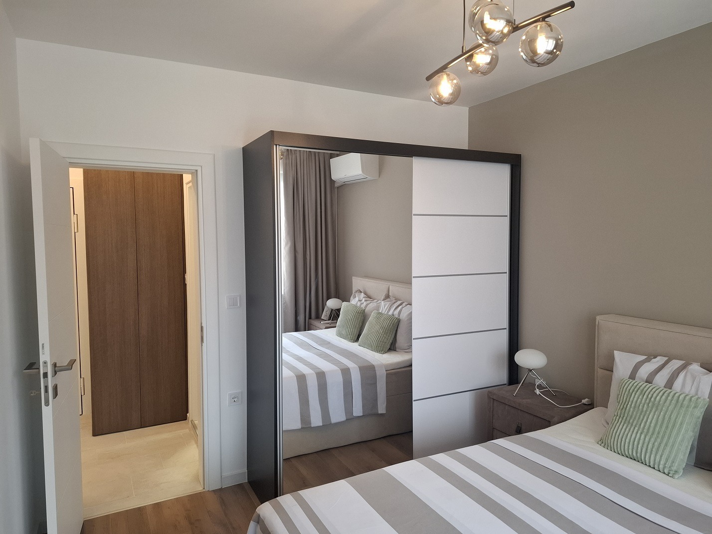 ���� ��� ���� 2-����� | Imot.bg � ����������� 16