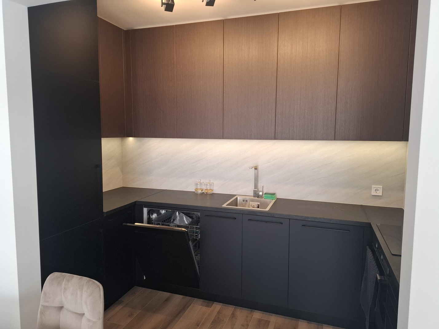 ���� ��� ���� 2-����� | Imot.bg � ����������� 8