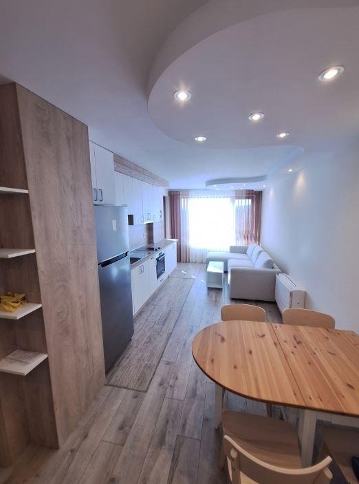 Под наем 2-СТАЕН, град Варна, Център • 550 € / 1075.71 лв. • 96949588 1