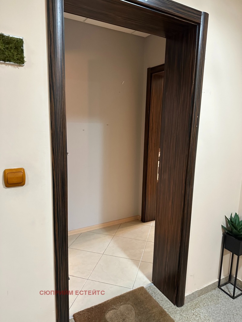 Дава под наем ОФИС, гр. Хасково, Център, снимка 3 - Офиси - 52628248