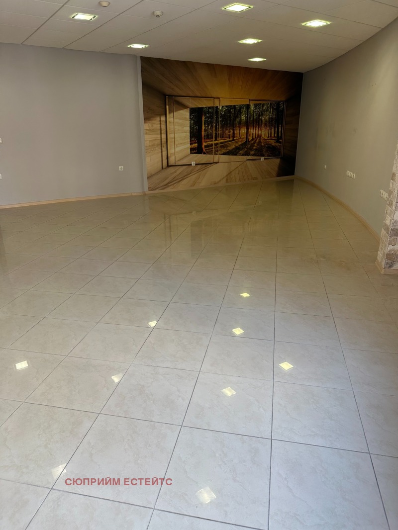 Дава под наем ОФИС, гр. Хасково, Център, снимка 2 - Офиси - 52628248