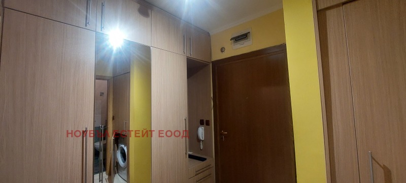Zu vermieten  1 Schlafzimmer Sofia , Mladost 4 , 70 qm | 23062035 - Bild [6]