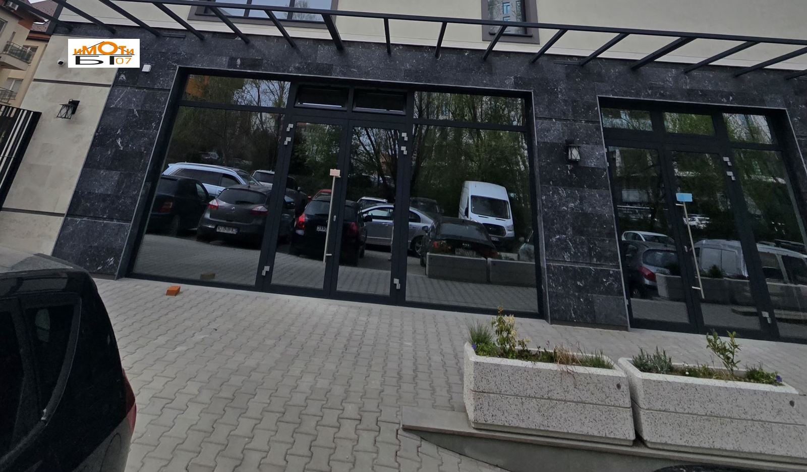 Дава под наем МАГАЗИН, гр. София, Витоша, снимка 3 - Магазини - 54222713