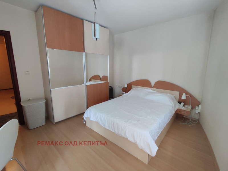 Дава под Наем 3-СТАЕН в град Велико Търново, Колю Фичето - 100 кв.м / 383.47 € » 750 лв., РЕМАКС ОЛД КЕПИТЪЛ