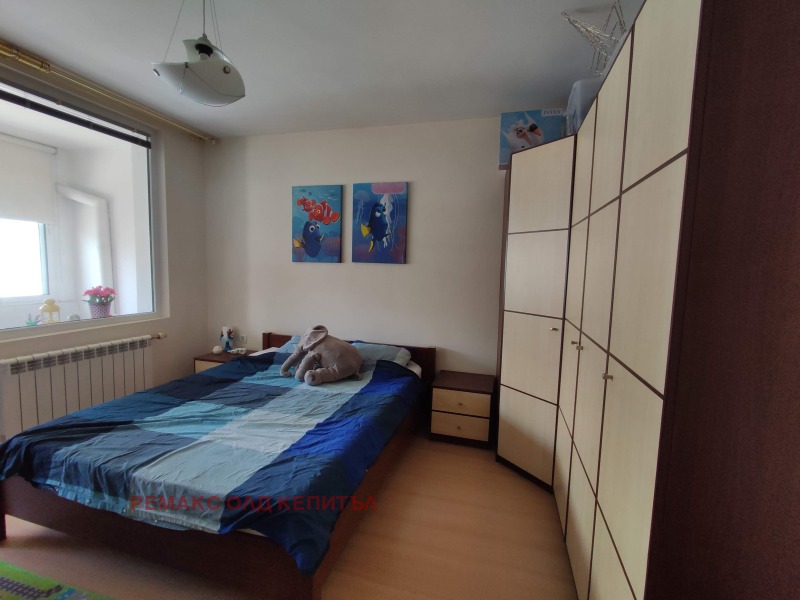 Дава под наем  3-стаен град Велико Търново , Колю Фичето , 100 кв.м | 16321769 - изображение [2]