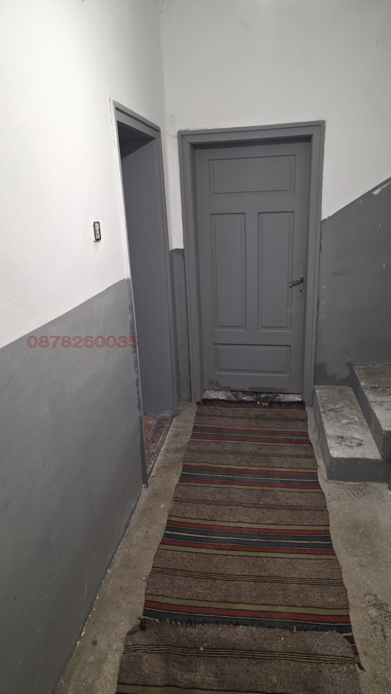 Дава под наем ЕТАЖ ОТ КЪЩА, гр. Монтана, Идеален център, снимка 10 - Етаж от къща - 52779705