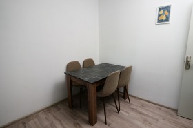 1 quarto Ilinden, Sofia 5