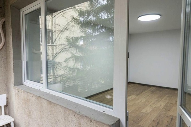 Дава под наем 2-СТАЕН, гр. София, Лозенец, снимка 12 - Апартаменти - 52622425