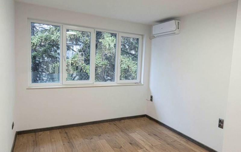 Дава под наем 2-СТАЕН, гр. София, Лозенец, снимка 2 - Апартаменти - 52622425