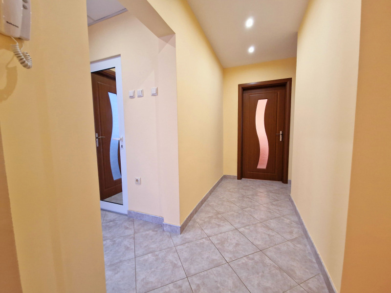 For Rent  2 bedroom Ruse , Vazrazhdane , 88 sq.m | 27558086 - image [11]