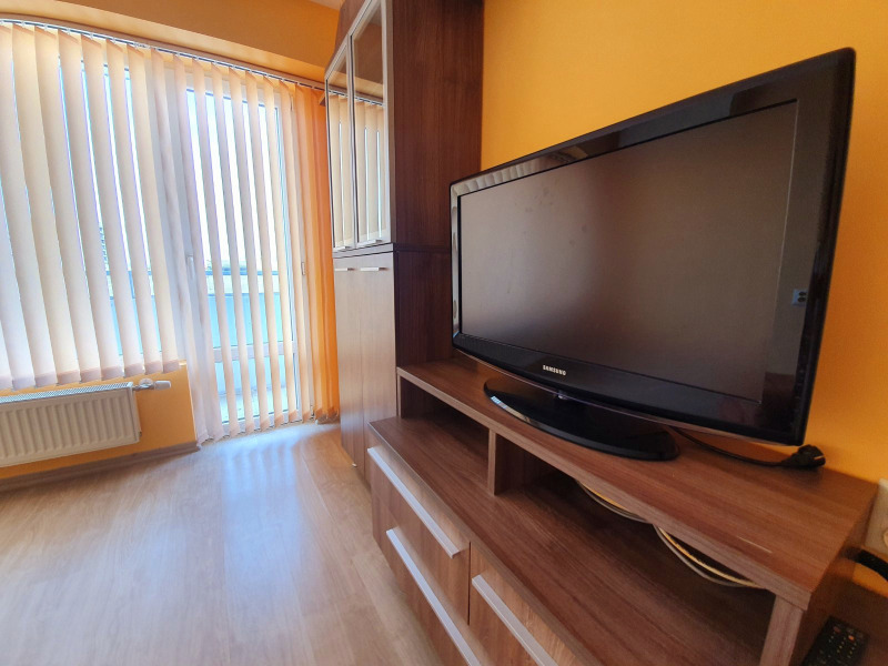 For Rent  2 bedroom Ruse , Vazrazhdane , 88 sq.m | 27558086 - image [2]