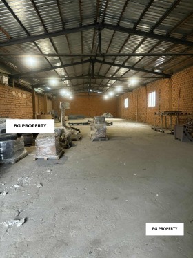 СКЛАД, 553 m2