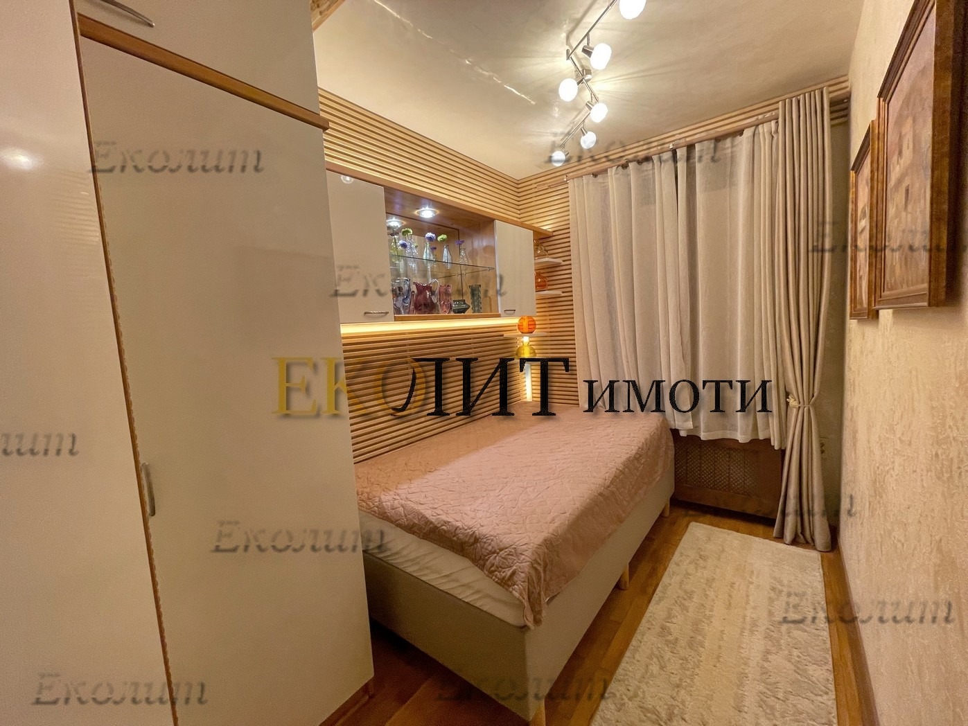 Дава под наем 2-СТАЕН, гр. София, Център, снимка 4 - Апартаменти - 54108504