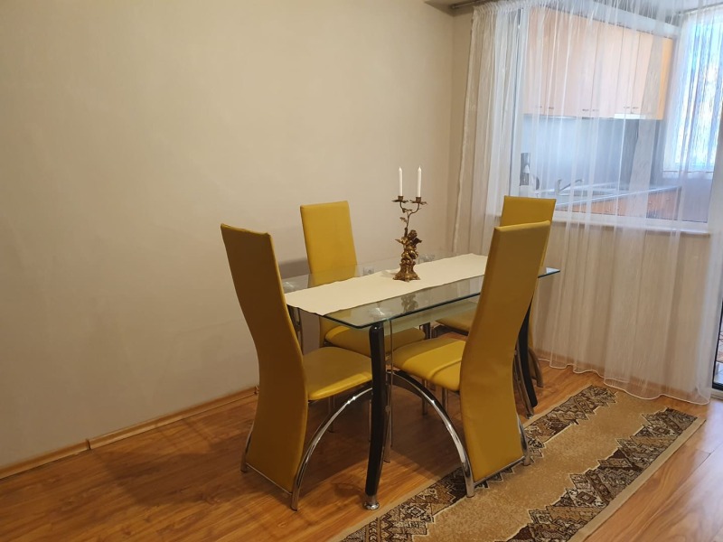 K pronájmu  1 ložnice Plovdiv , Južen , 72 m2 | 63749016 - obraz [4]
