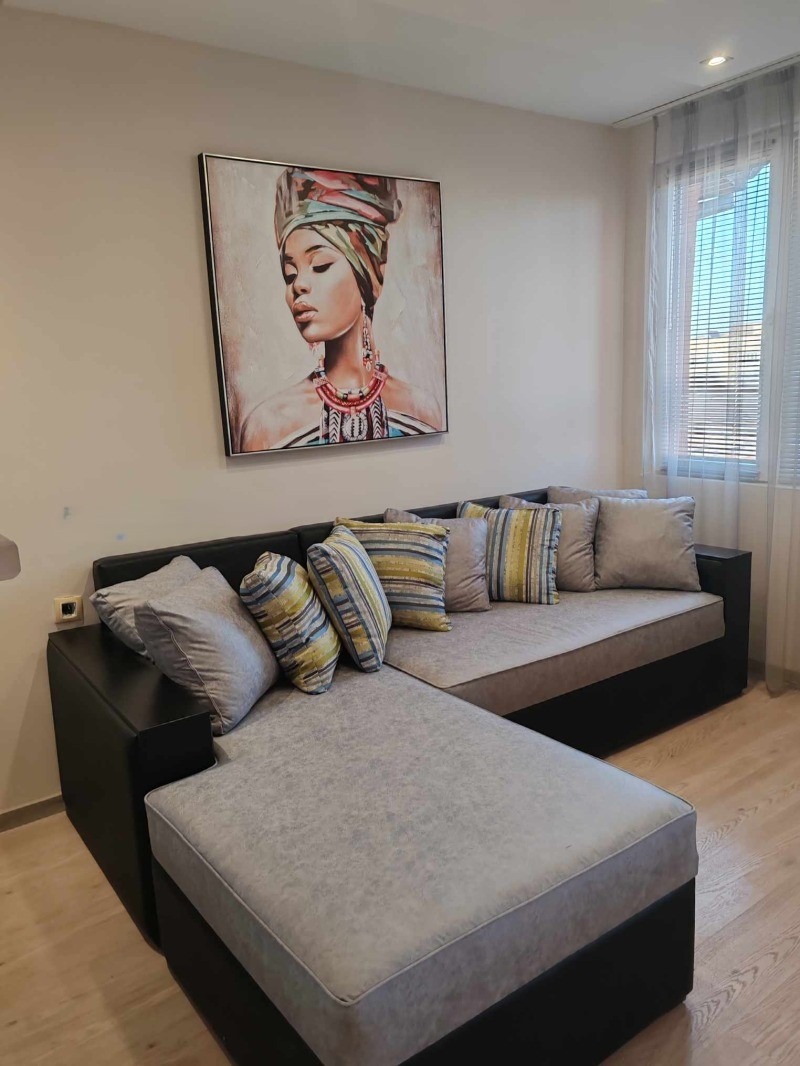 En renta  2 dormitorios Plovdiv , Tsentar , 140 metros cuadrados | 73270862 - imagen [7]
