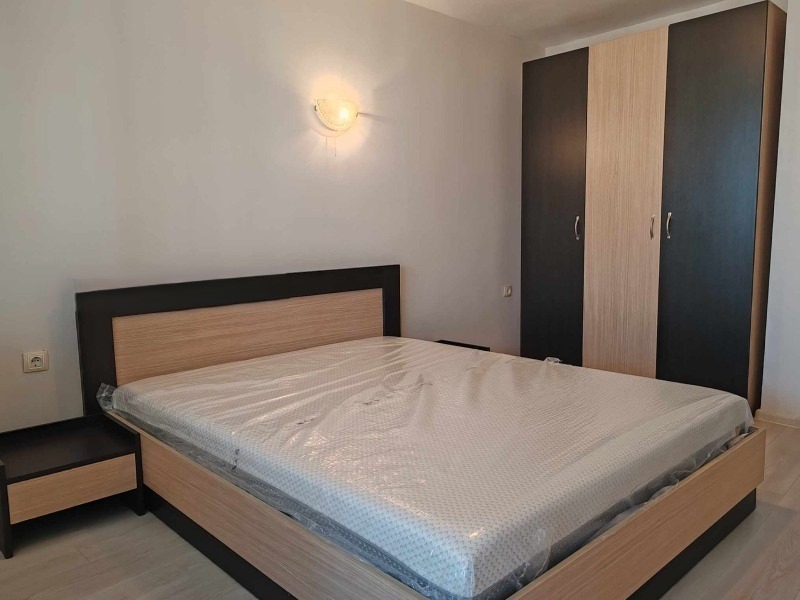 En renta  2 dormitorios Plovdiv , Tsentar , 140 metros cuadrados | 73270862 - imagen [5]