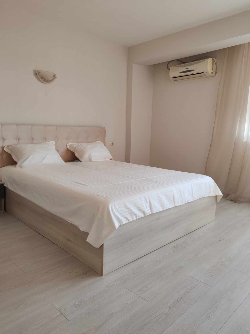 En renta  2 dormitorios Plovdiv , Tsentar , 140 metros cuadrados | 73270862 - imagen [11]
