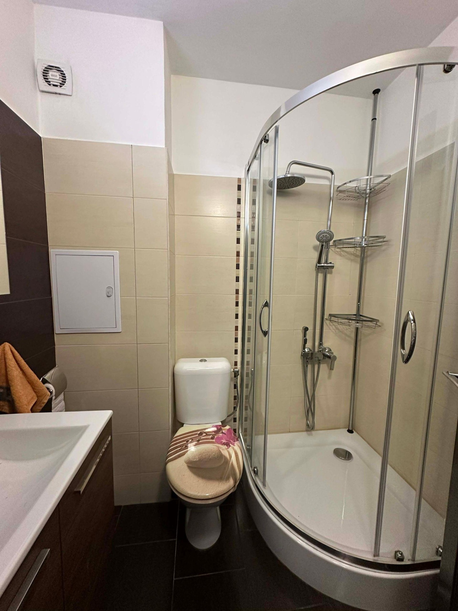 Дава под наем 2-СТАЕН, гр. София, Център, снимка 7 - Апартаменти - 53958939