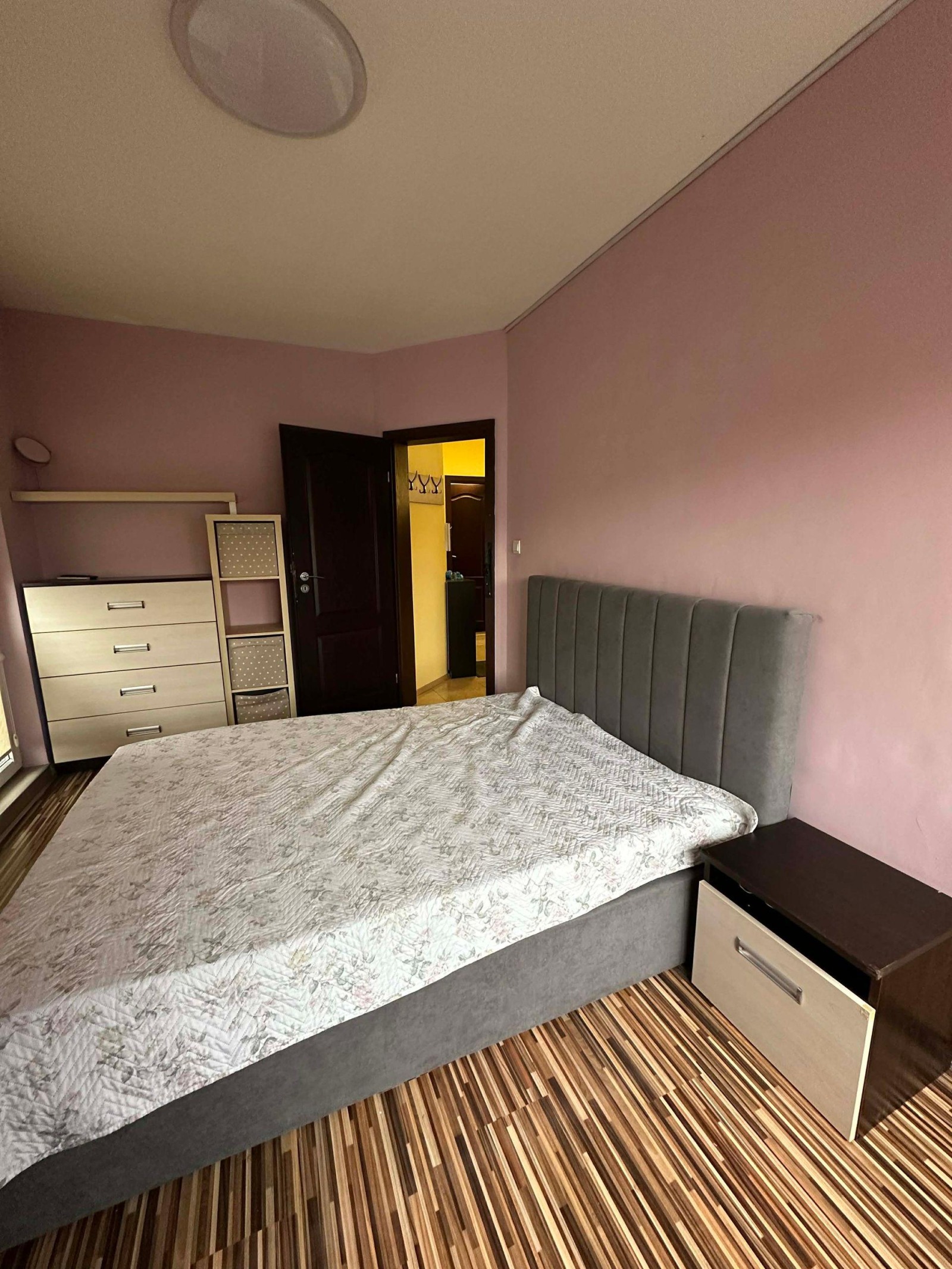 Дава под наем 2-СТАЕН, гр. София, Център, снимка 5 - Апартаменти - 53958939