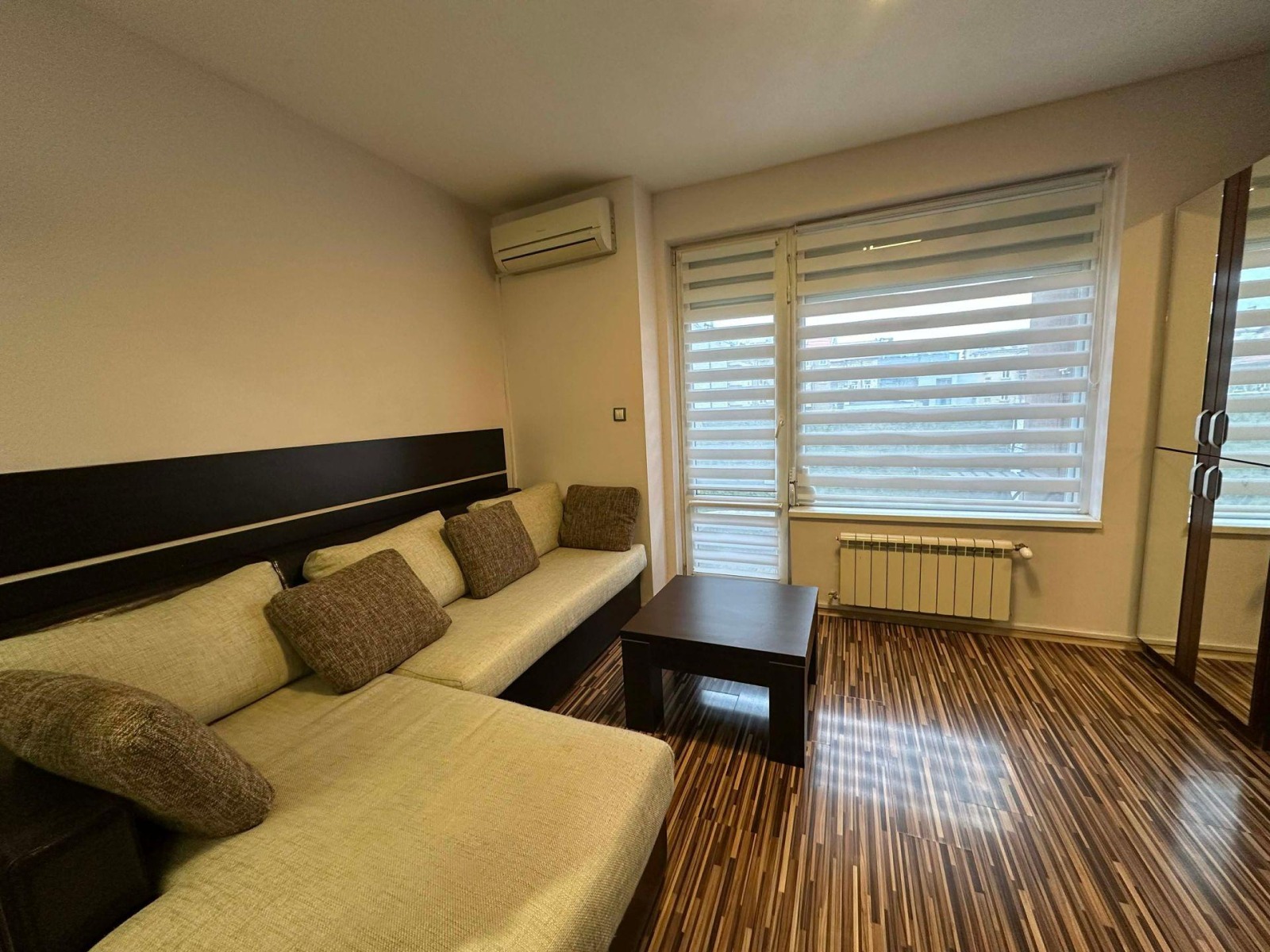 Дава под наем 2-СТАЕН, гр. София, Център