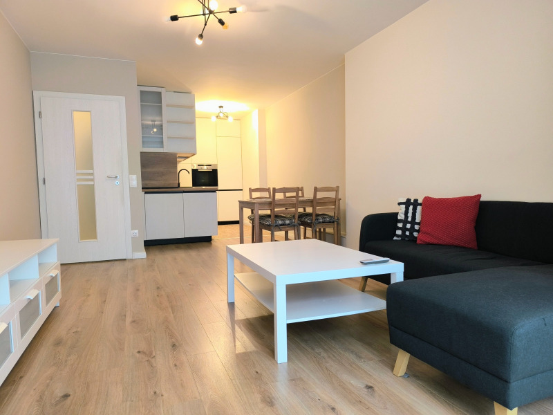 Para alugar  1 quarto Sofia , Centar , 65 m² | 35939107